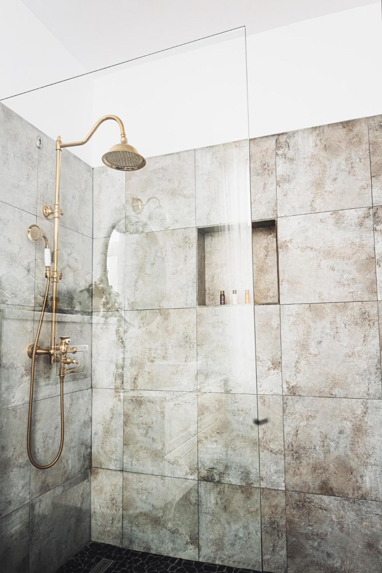 Voya Nordic Apartment-A Luxury Oasis In The Old Town Brasov Exterior photo